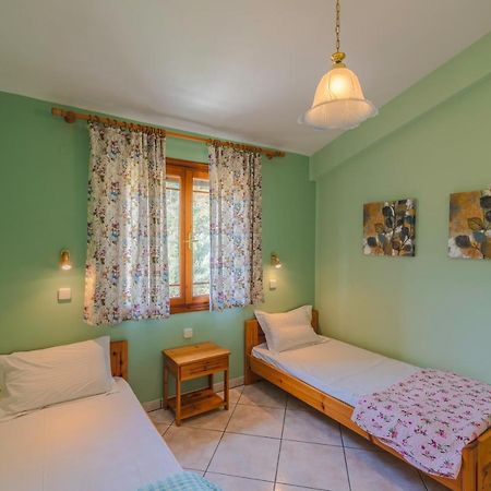 Villa Melina 2 Koinira Bagian luar foto