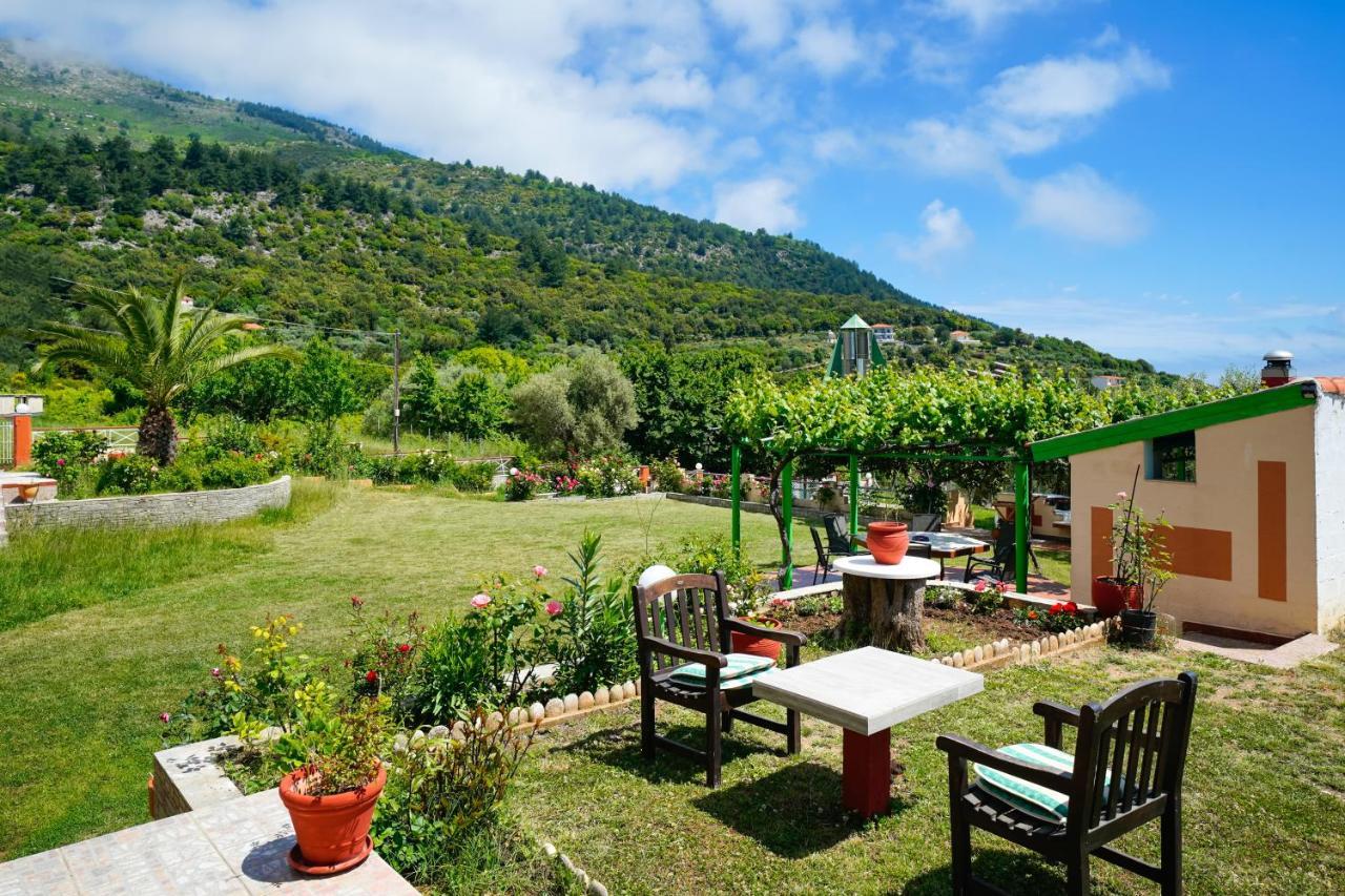 Villa Melina 2 Koinira Bagian luar foto