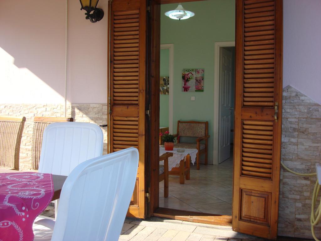 Villa Melina 2 Koinira Ruang foto